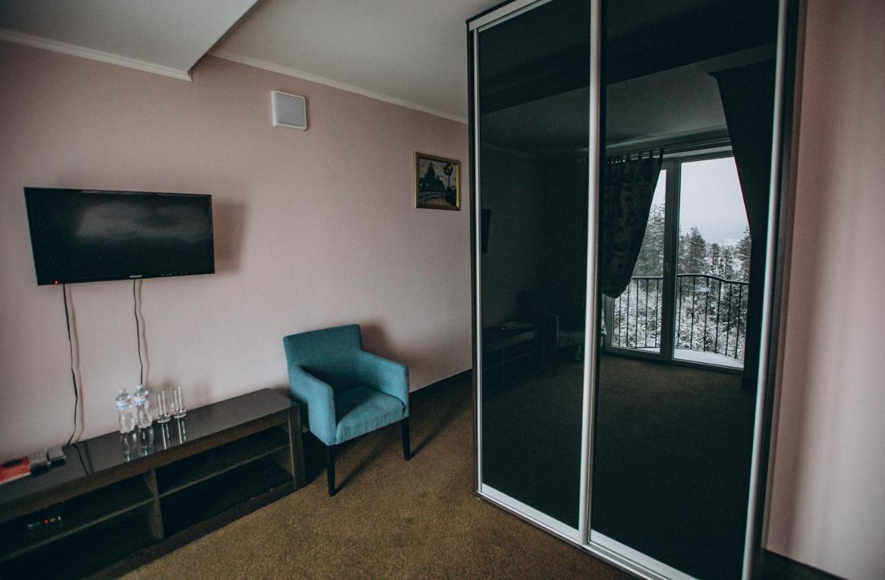 Hoch Land Otel Yablunytsia Dış mekan fotoğraf