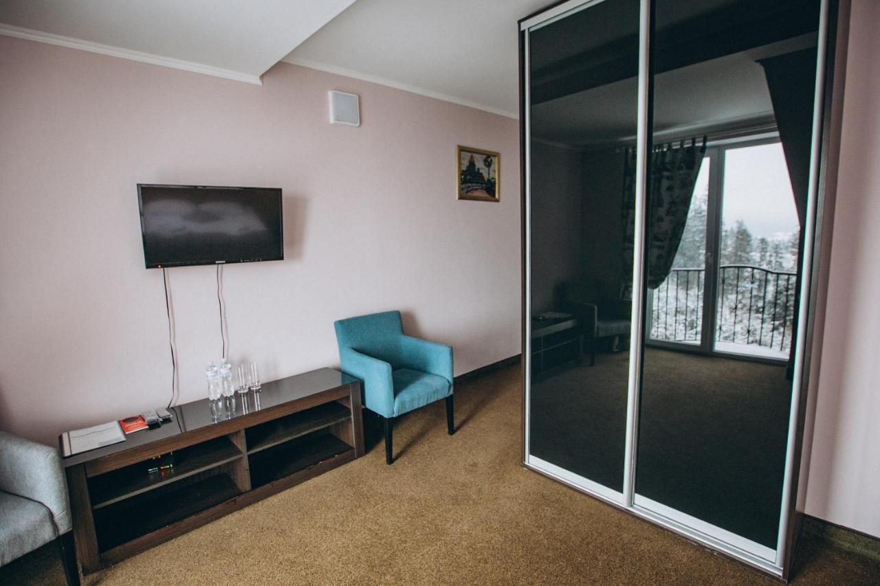Hoch Land Otel Yablunytsia Dış mekan fotoğraf